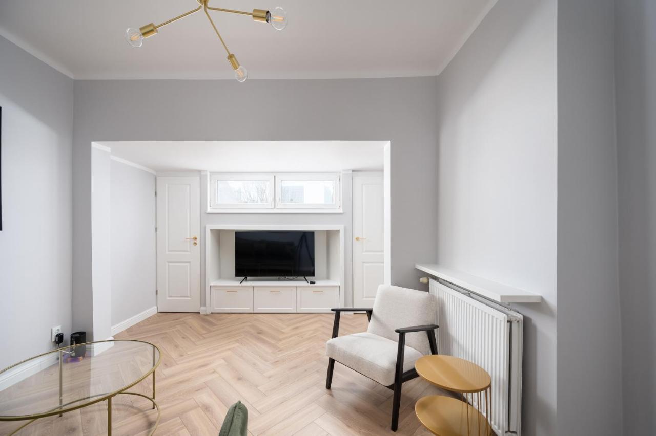 Nowy Swiat 22 Luxury Apartment Warschau Buitenkant foto